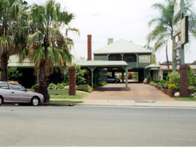 Pioneer Lodge Motel - Townsville Tourism