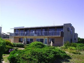 SeaStar Apartments - Townsville Tourism