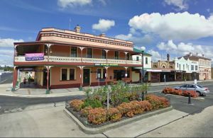 Murrumbidgee Hotel - Townsville Tourism