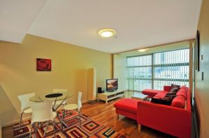Astra Apartments - St Leonards - Townsville Tourism